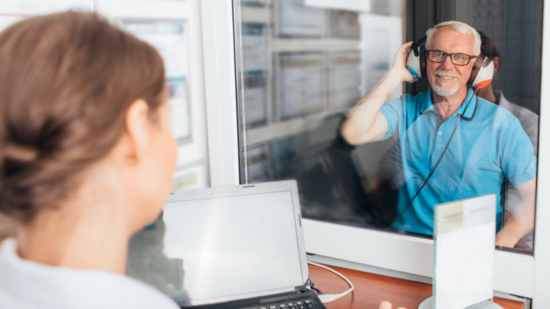 Hörtest bei einer Eignungsuntersuchung