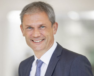 Lothar Behrens, Vorstandssprecher Augsburger Aktienbank