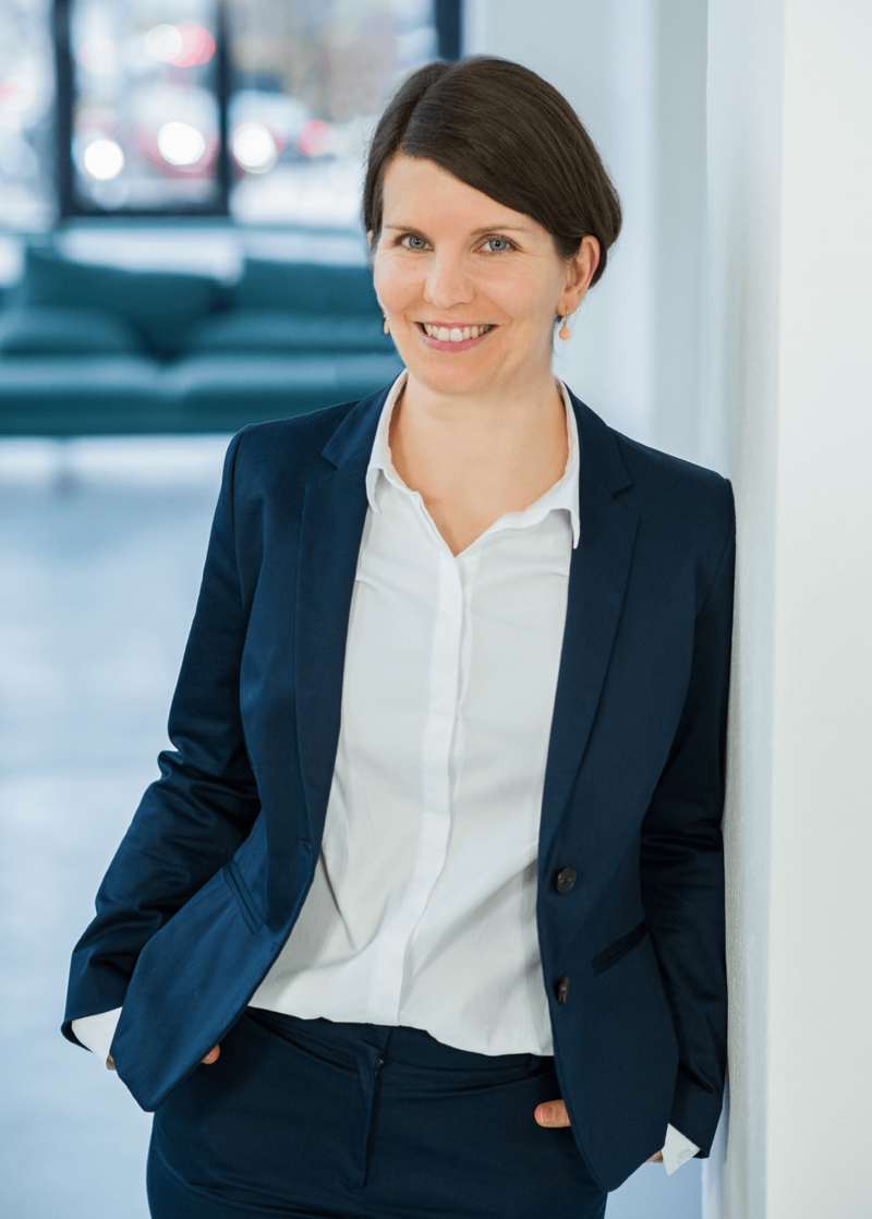 Stephanie Tremmel, Diplom-Psychologin, Systemische Beraterin und Trainerin bei der ias-Gruppe. Portrait Stephanie Tremmel, ias-Gruppe