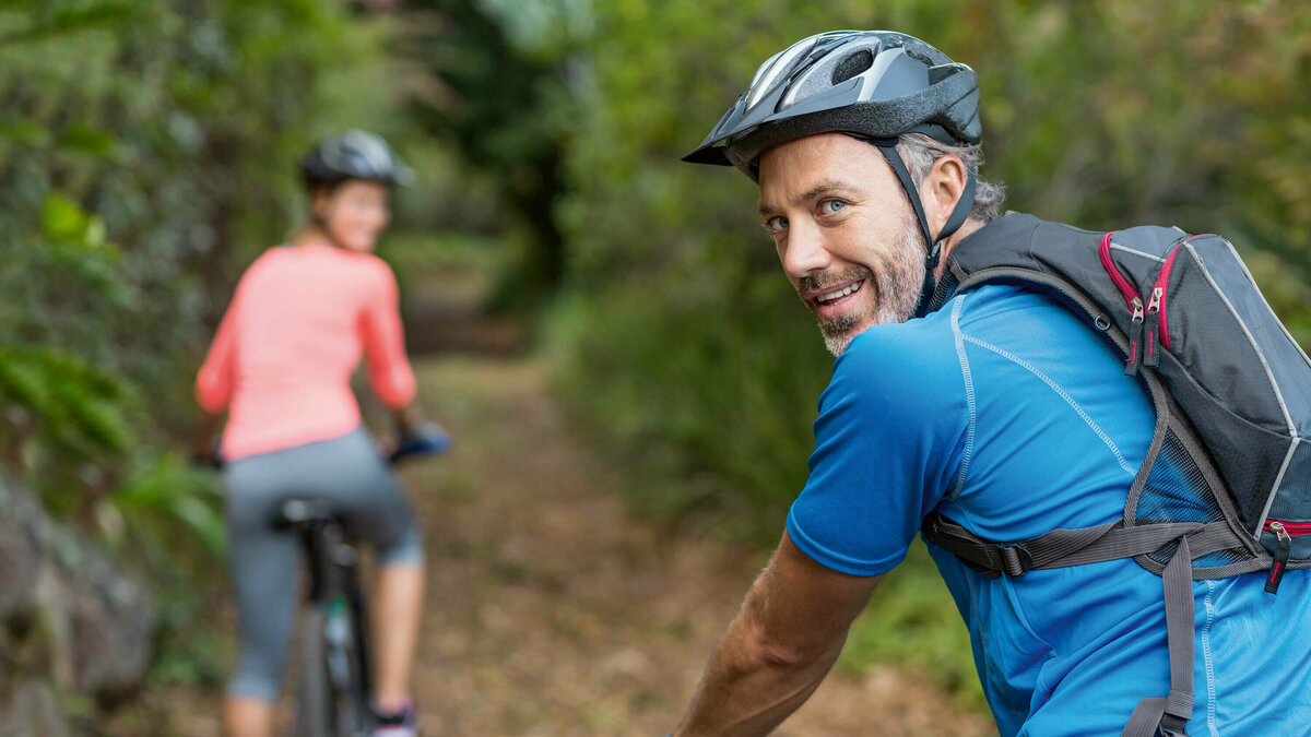 Fahrradfahren ist eine gesunde Form, sich in seinen 50ern fit zu halten