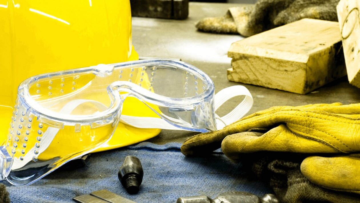 Sicher arbeiten durch Arbeitssicherheit und Arbeitsschutz