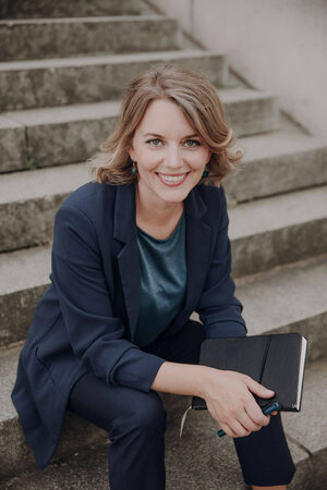 Portrait Julia Hodgson-Kastien, Psychologin ias AG