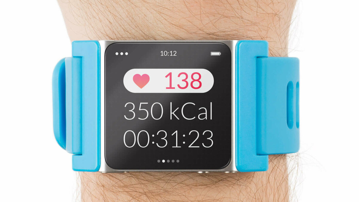 Fit bis 100 - Trainieren und beweglich bleiben Smartwatch am Handgelenk