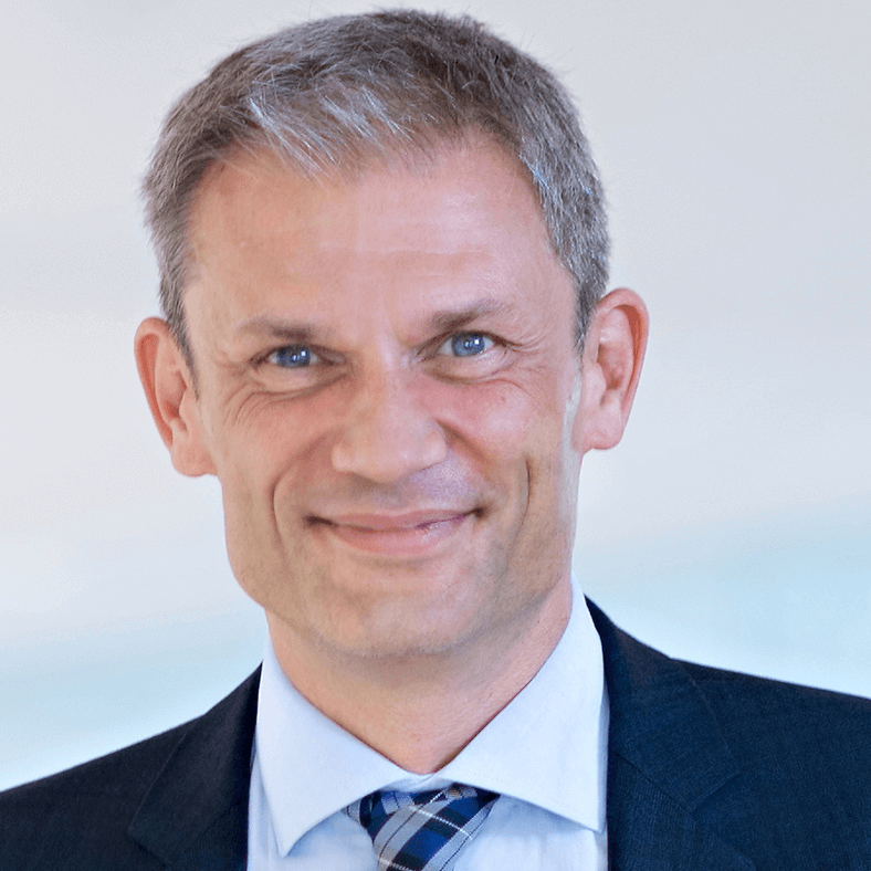 Lothar Behrens, Augsburger Aktienbank