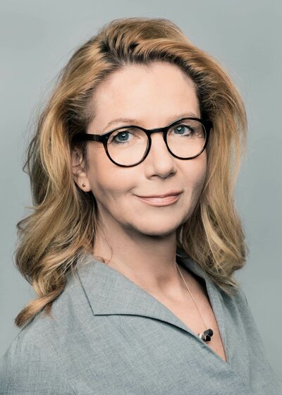 Portrait von Dr. Dr. Anne-Kathrin Collisi