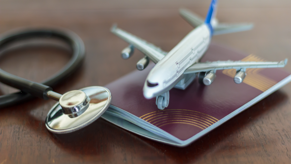 Mit einer reisemedizinischen Beratung und Schutzimpfungen gut vorbereitet für die Reise.